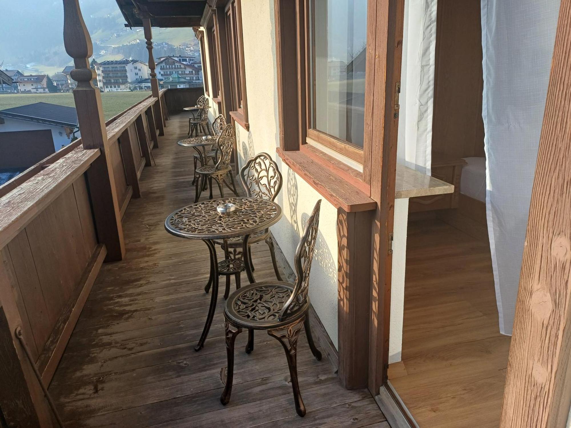 Gaestehaus Berta Zell am Ziller Habitación foto